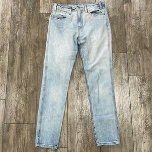 Levi’s High Rise Jeans size 28